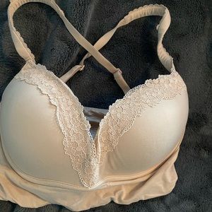 Victoria’s Secret bra. Padded no-wire. 32DD